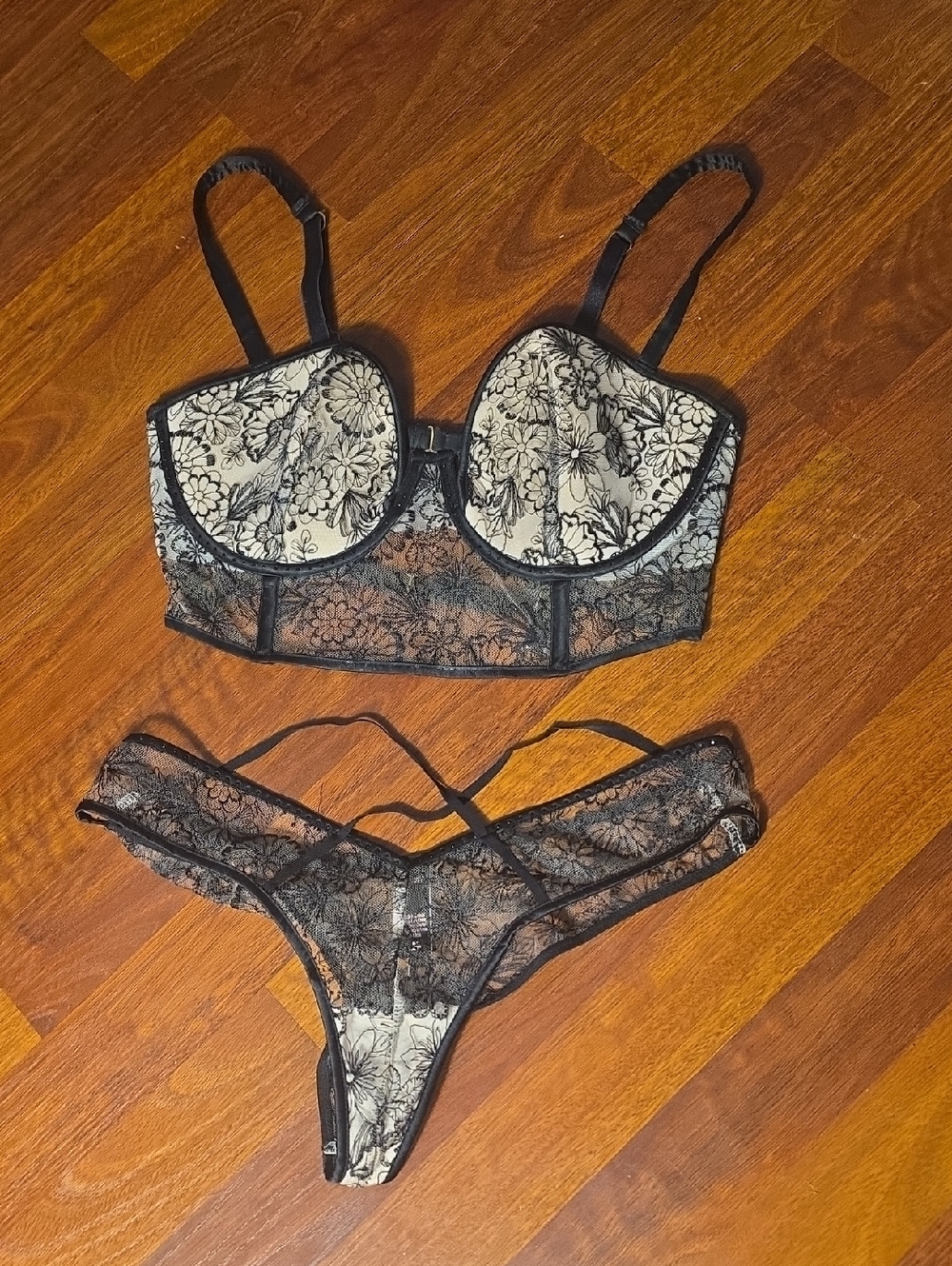 Victoria's Secret Black Lace Longline Bra & Floral Lined Thong